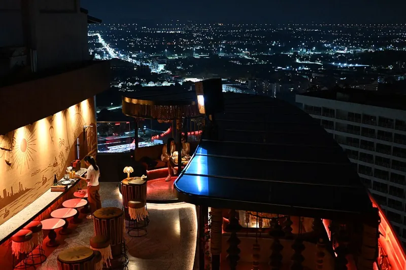 Why the Resort You Pick for Dinner Might Matter More Than the One You Pick for Sleep